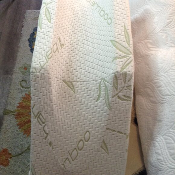 BAMBOO Leg therapy, Ortho wedge with Divot; Deluxe Comfort. Orthopedic Recovery - Picture 3 of 4